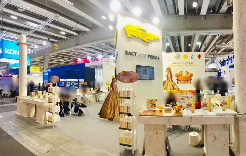Massimo Piraccini Treatment – stand
